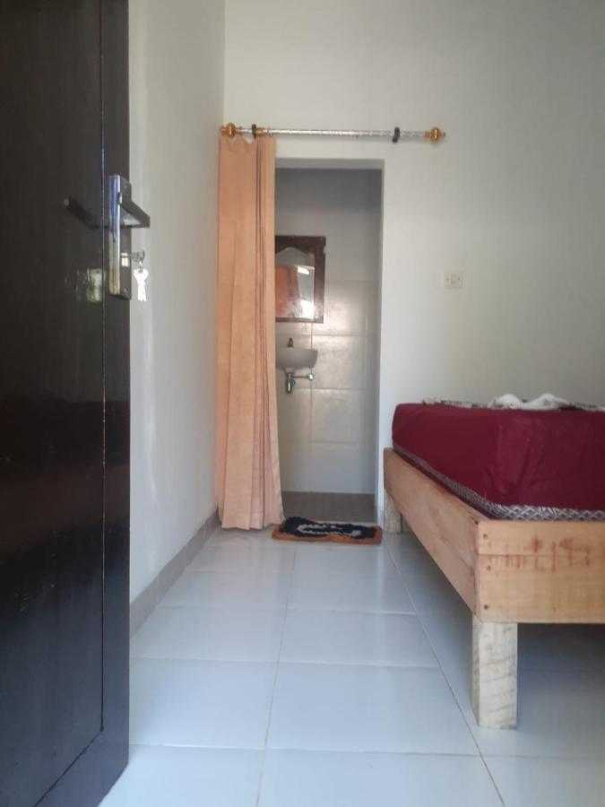 Nadil Homestay Kuta  ภายนอก รูปภาพ
