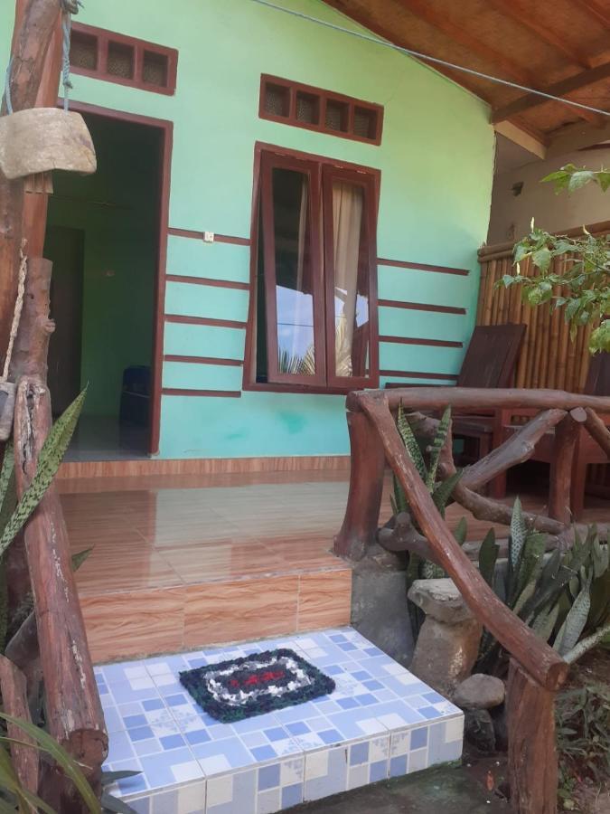 Nadil Homestay Kuta  ภายนอก รูปภาพ