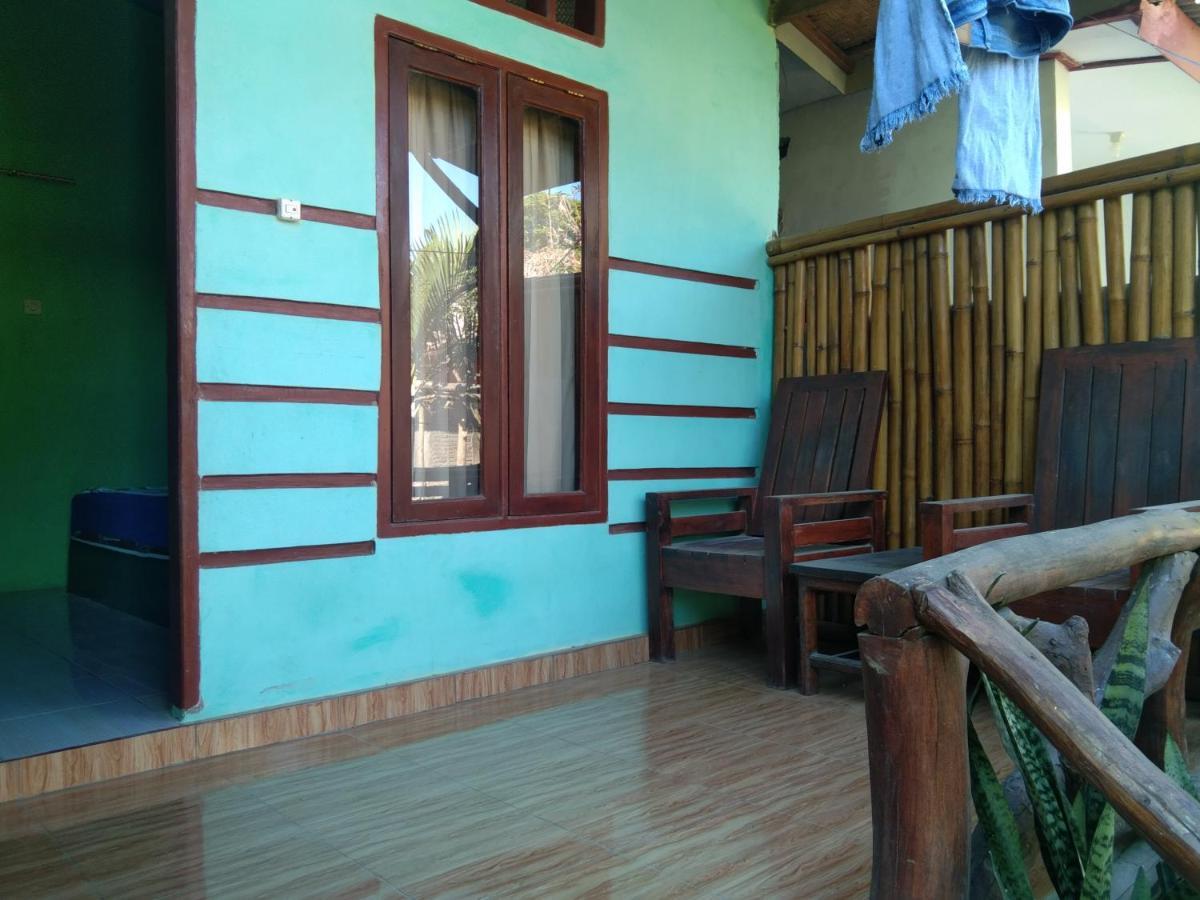 Nadil Homestay Kuta  ภายนอก รูปภาพ