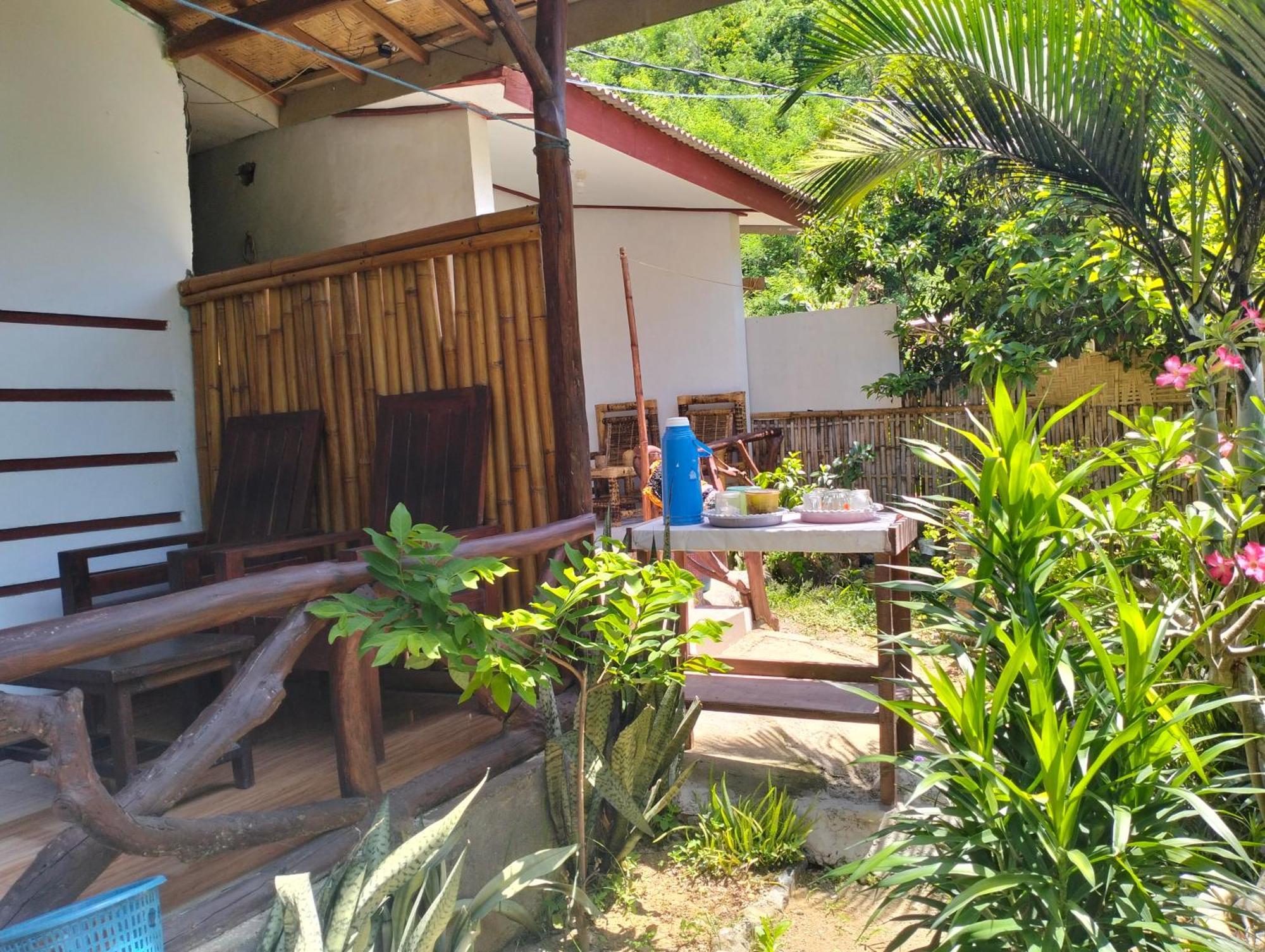 Nadil Homestay Kuta  ภายนอก รูปภาพ