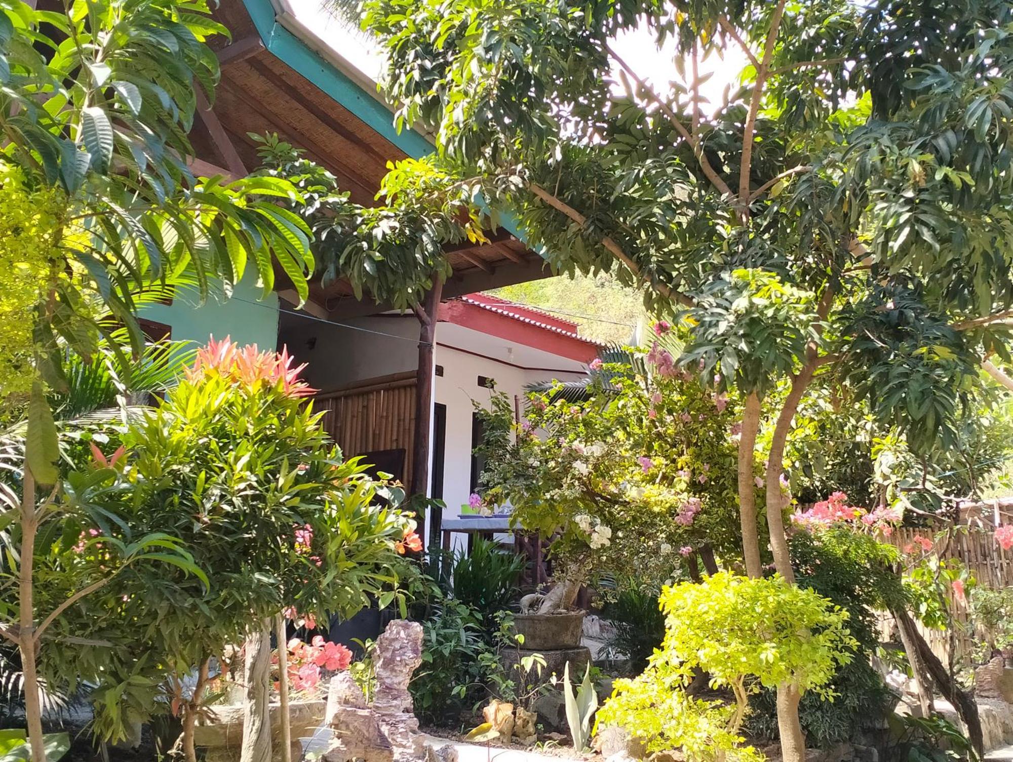 Nadil Homestay Kuta  ภายนอก รูปภาพ