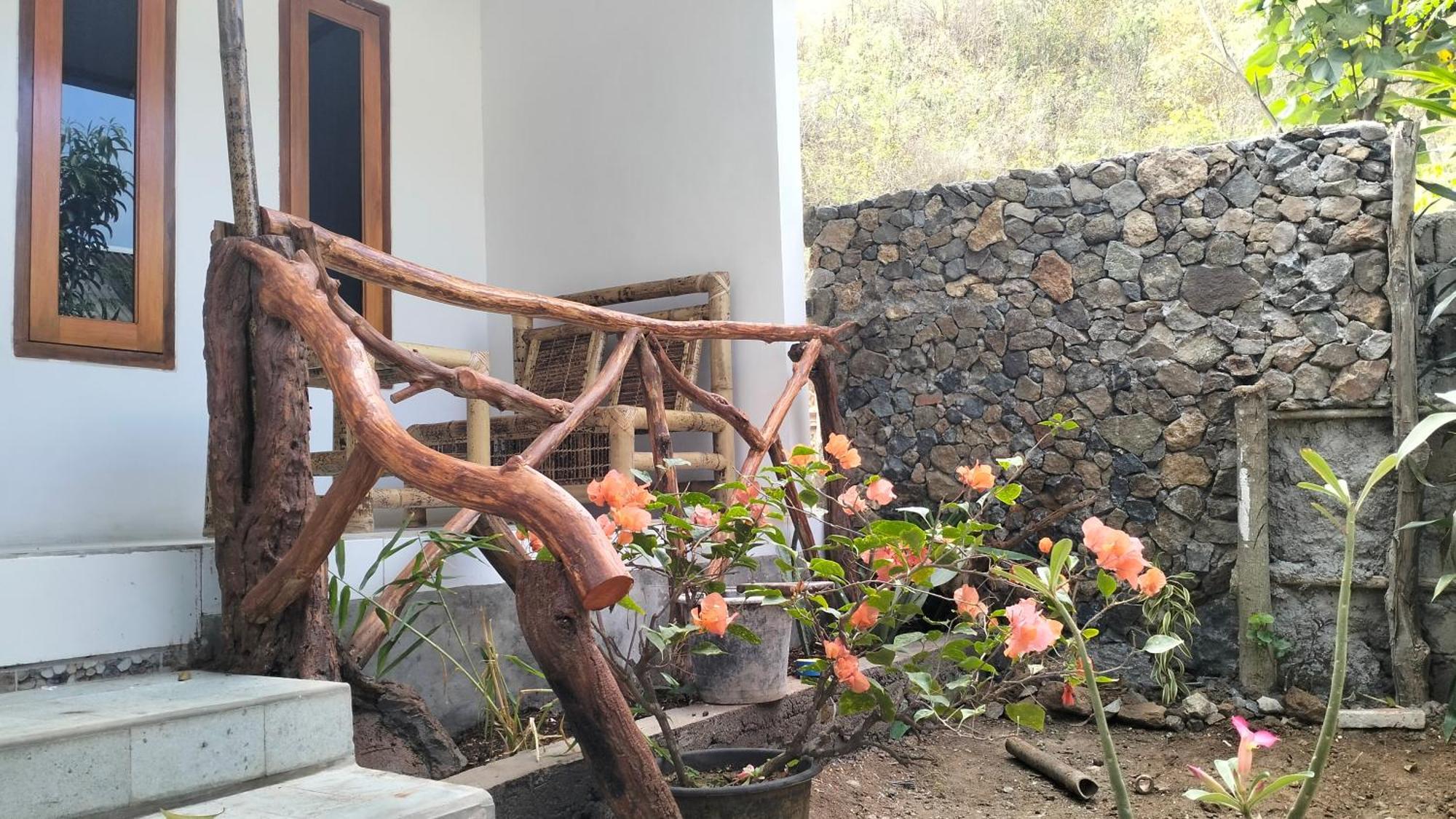 Nadil Homestay Kuta  ภายนอก รูปภาพ